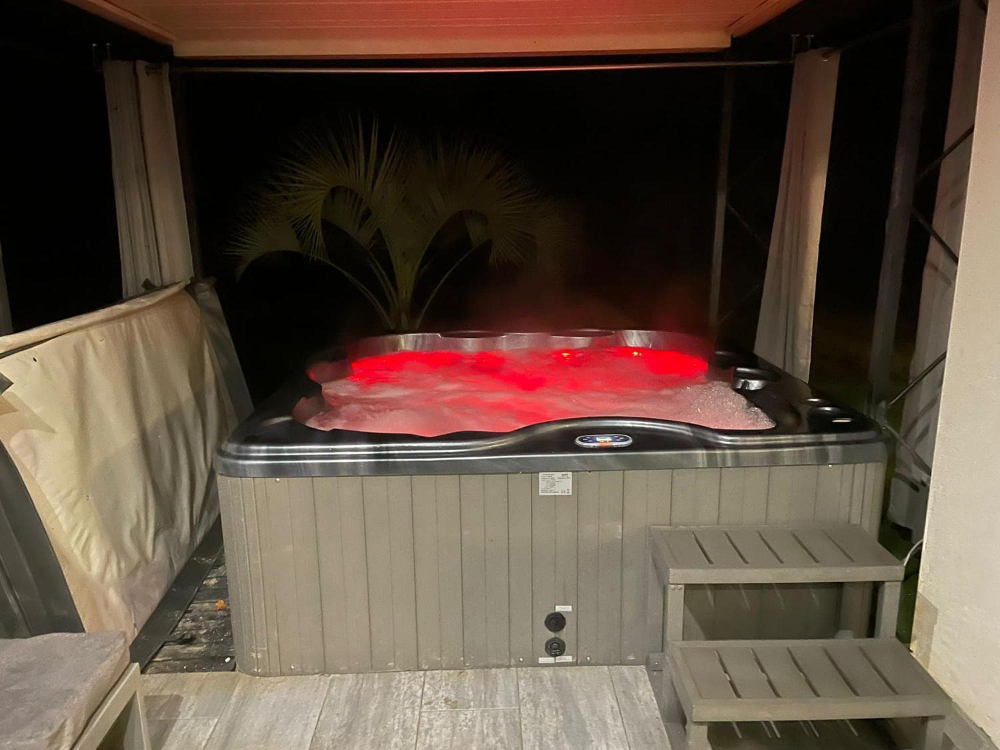 Maison Moderne Au Calme Avec Billard, Jacuzzi, Bain A Remous, Piscine, Babyfoot Labastide-du-Temple Exteriör bild